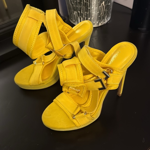 Meet your Posher, Maxine - Picture 8 of 17